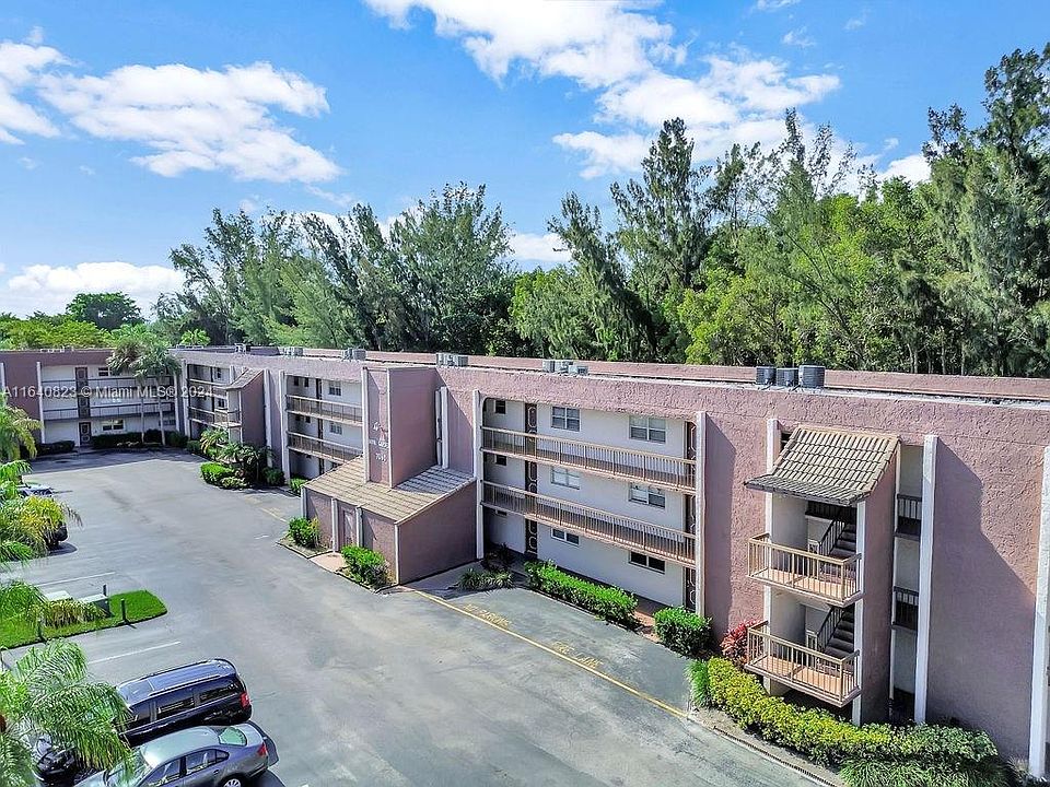 1st image of 7060 Nova Dr APT 303C