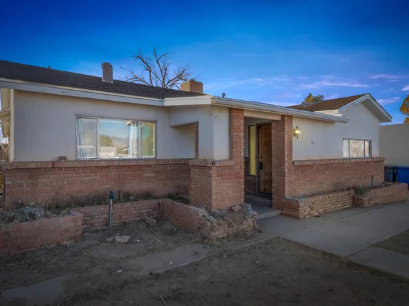 1113 Vassar Dr NE, Albuquerque, NM 87106