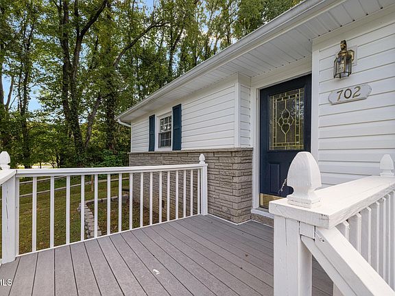 4th image of 702 Jordan Rd