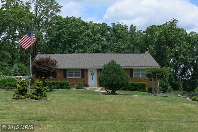 1st image of 8624 Leroy Pl