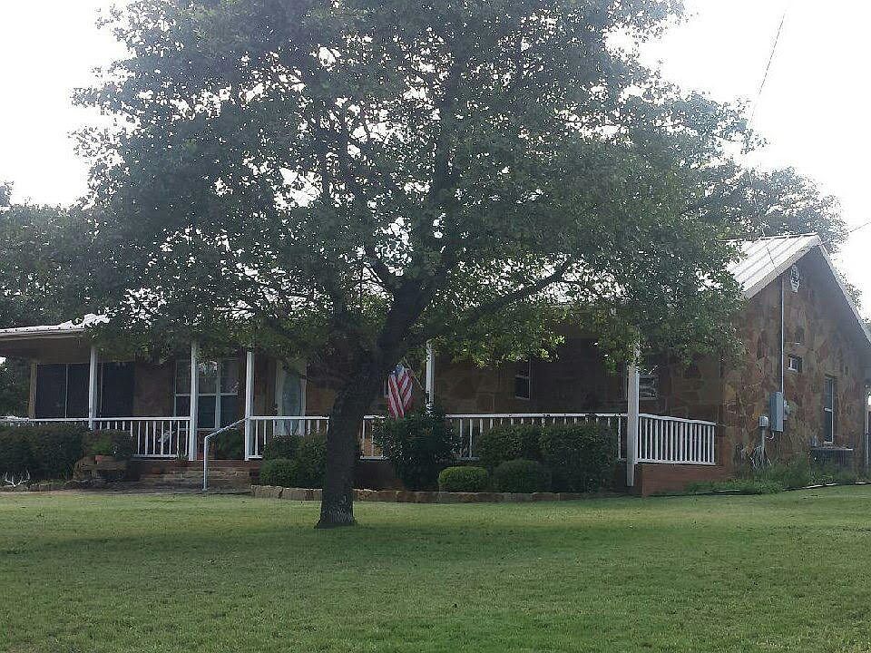 1st image of 104 S Greenwood Dr