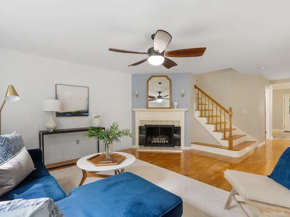 10 Stoneledge Drive #10, Portland, ME 04102