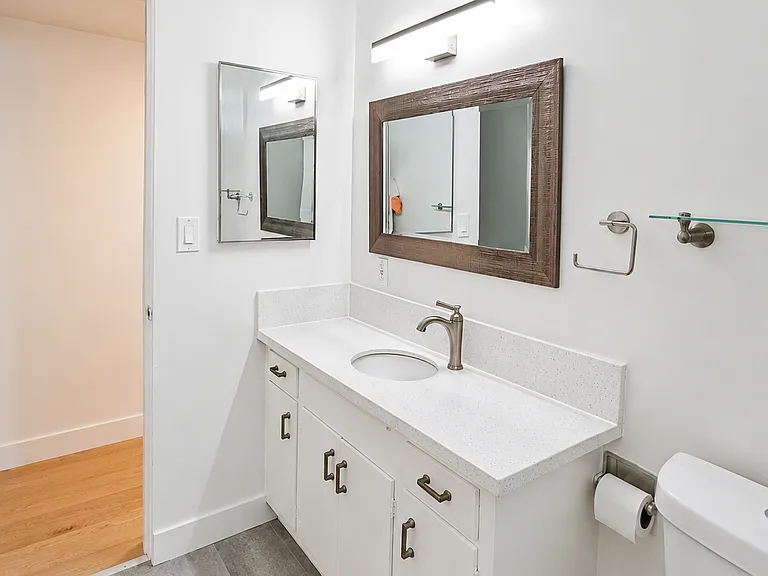 12324 Montana Ave #9 — Photo 9