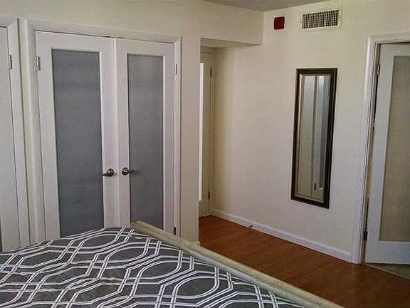 3rd image of 1750 James Ave APT 10K
