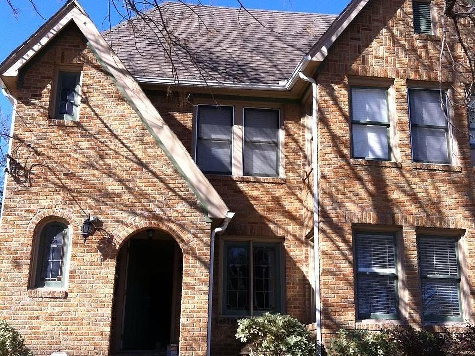 1st image of 6017 Ross Ave #1/2