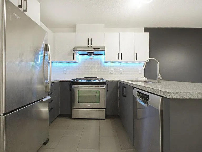 8600 Park Rd #407 — Photo 10