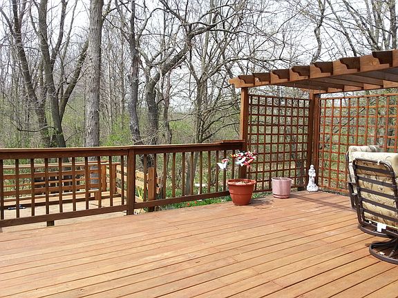 4th image of 2903 Deerpath Ln