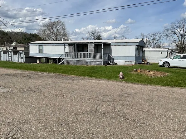 201 Broughton Ave, Marietta, OH 45750