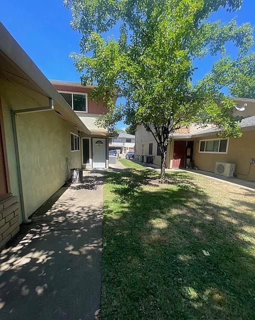 1st image of 10827 Coloma Rd Unit 3