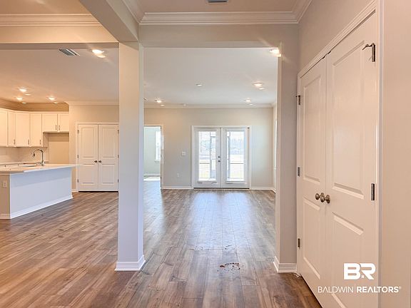 3rd image of 9214 Caymus Dr