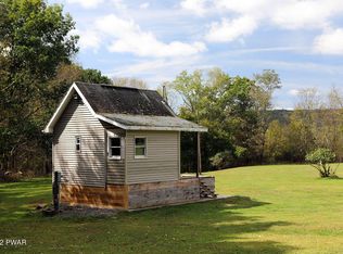 525 Conklin Hill Rd, Damascus, PA 18415