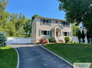 5 Bowser Rd, New Brunswick, NJ 08901