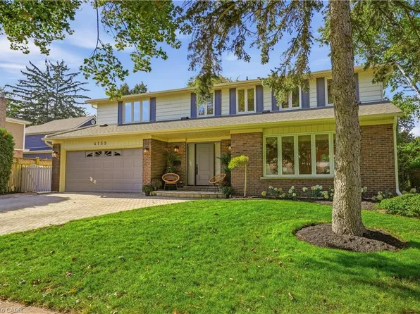 4159 Spruce Ave, Burlington, ON L7L 1K8