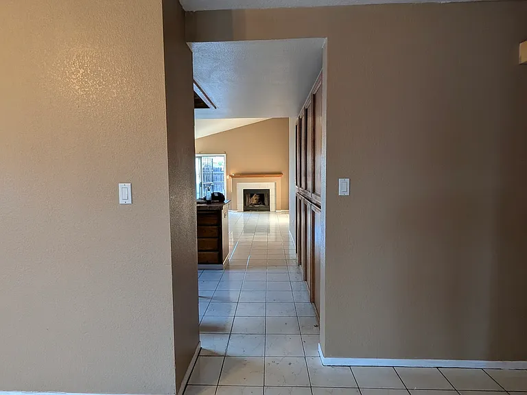 705 Marin Ave — Photo 5