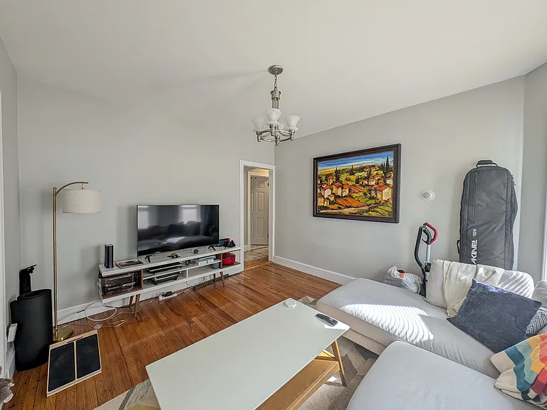 383 Highland Ave #1 — Photo 2