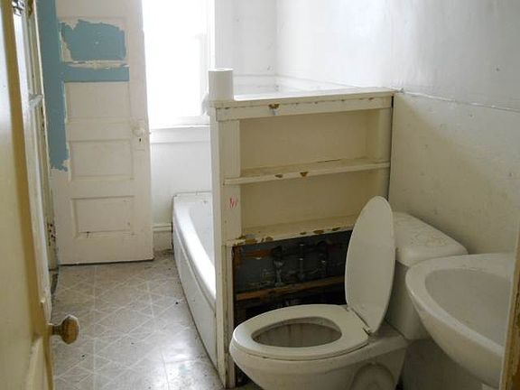 2nd image of 73 Greenwood Ave