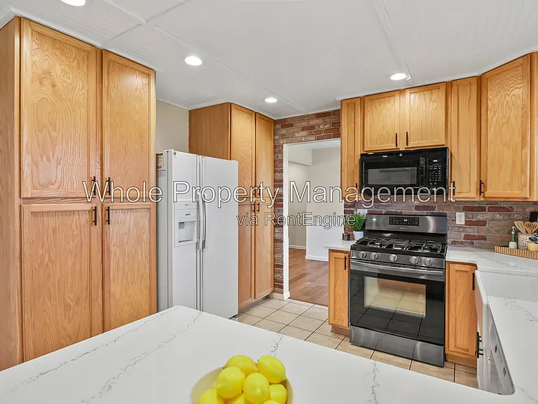12222 N 1st St — Photo 10