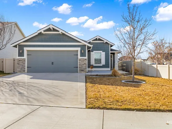 2163 N Warwick Ave, Meridian, ID 83642