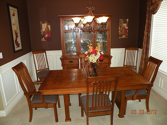 beautiful dining room