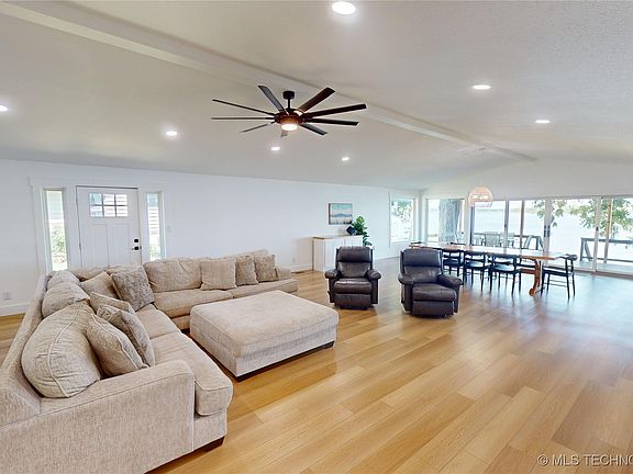 5th image of 1441 Lakeside Dr