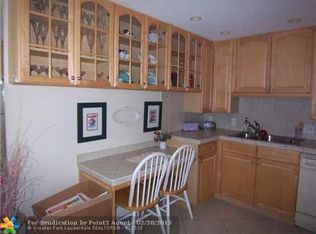 3104 Oakridge Dr #V, Deerfield Beach, FL 33442