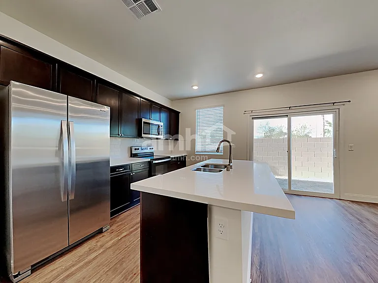 6039 Schmidt St — Photo 3