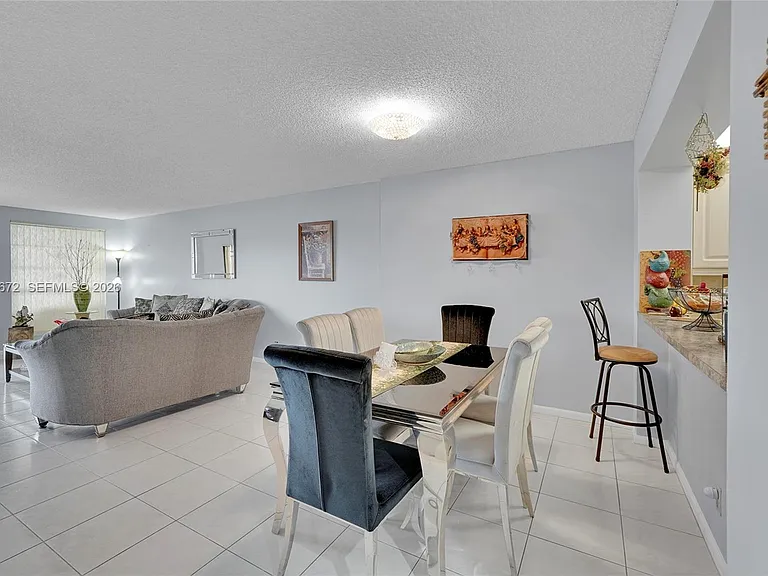 7250 Fairfax Dr #302 — Photo 20