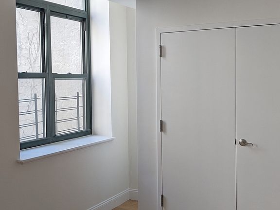 5th image of 242 Greene Ave APT 2A