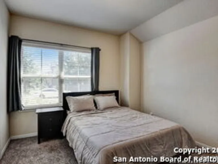 3929 Pease Park — Photo 9