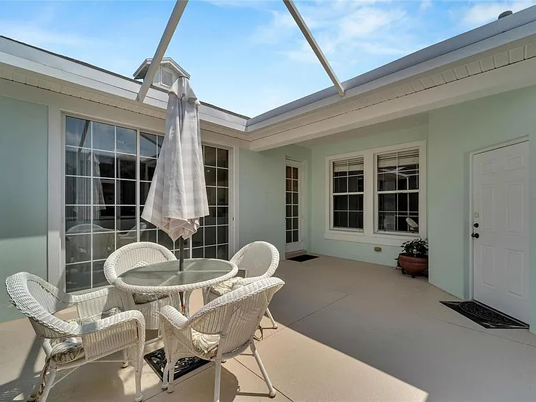 5508 Golden Isles Dr — Photo 44