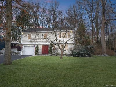 28 Powder Horn Road, Norwalk, CT, 06850