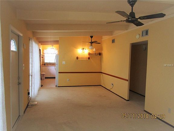 4th image of 7612 Lavender Ln