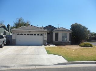 5698 E Grove Ave, Fresno, CA 93727