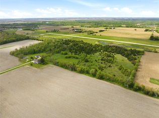 2375 55th Street Dr, Vinton, IA 52349