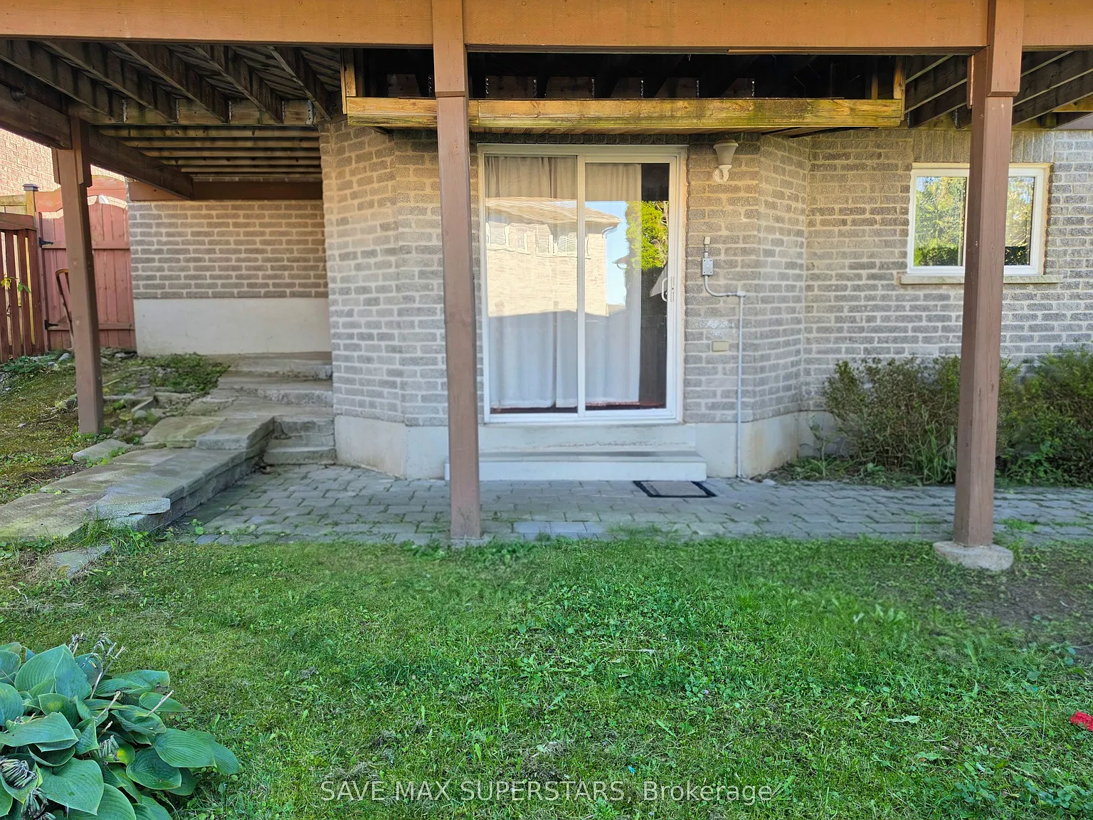 2 bed, $1,749 — Photo 4