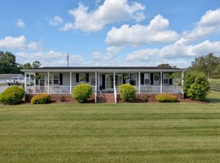 752 Old Gray Station Rd, Gray, TN 37615