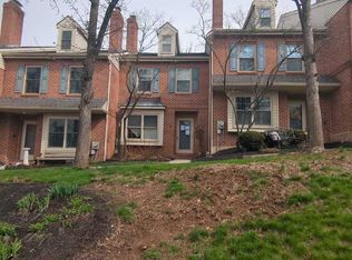 700 Farmington Ave #4, Pottstown, PA 19464