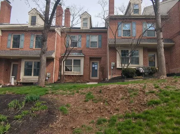 700 Farmington Ave #4, Pottstown, PA 19464