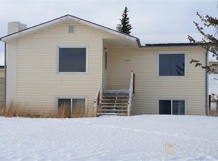 107 S 4th St, Hanna, WY 82327
