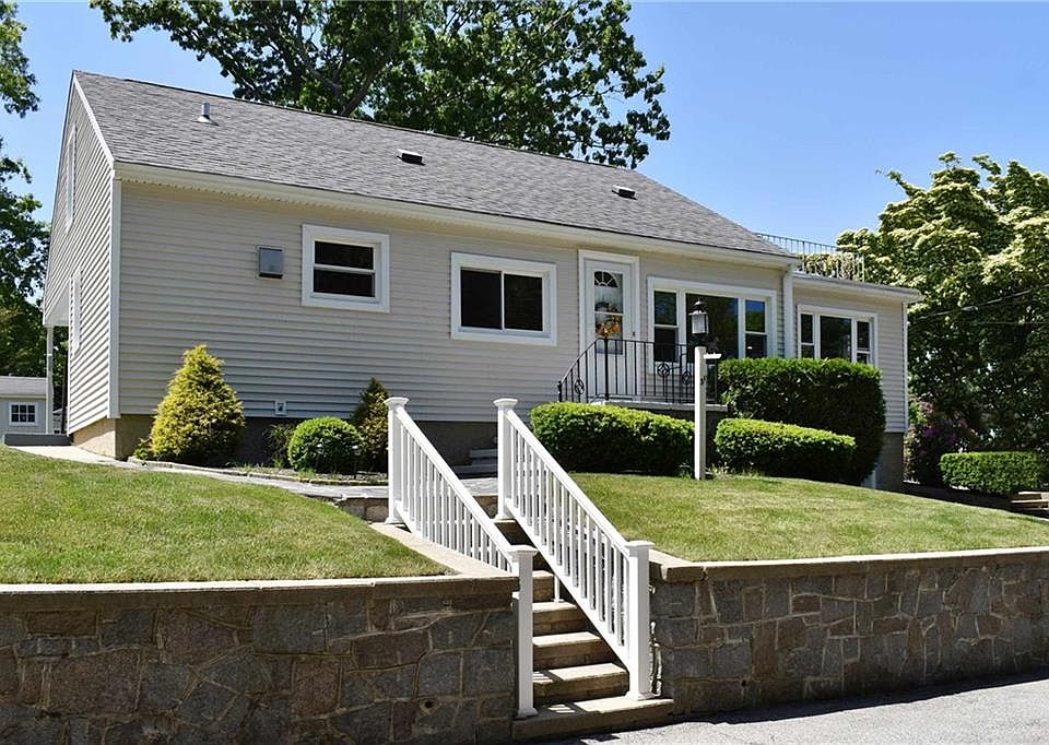 1st image of 31 Laramee Ave
