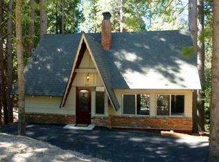 634 Grass Valley Rd, Lake Arrowhead, CA 92352