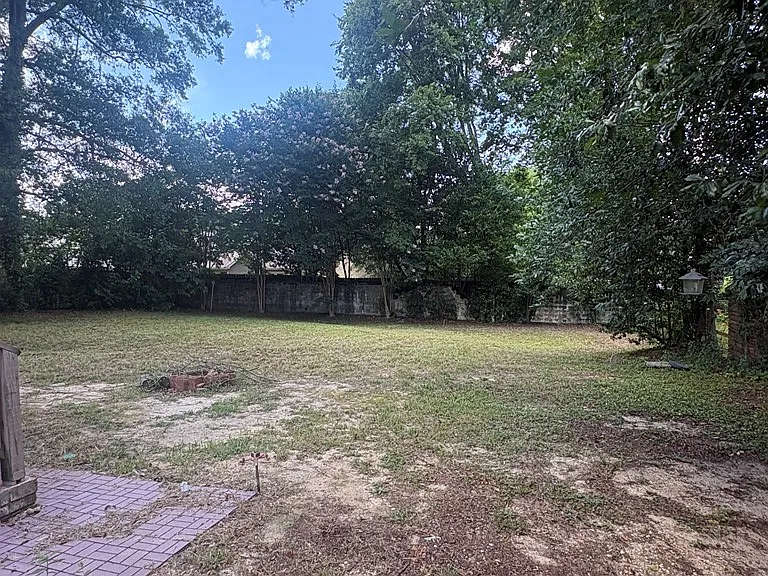 3927 Austin Dr — Photo 2