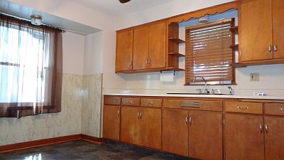 2nd image of 5317 N 58th St