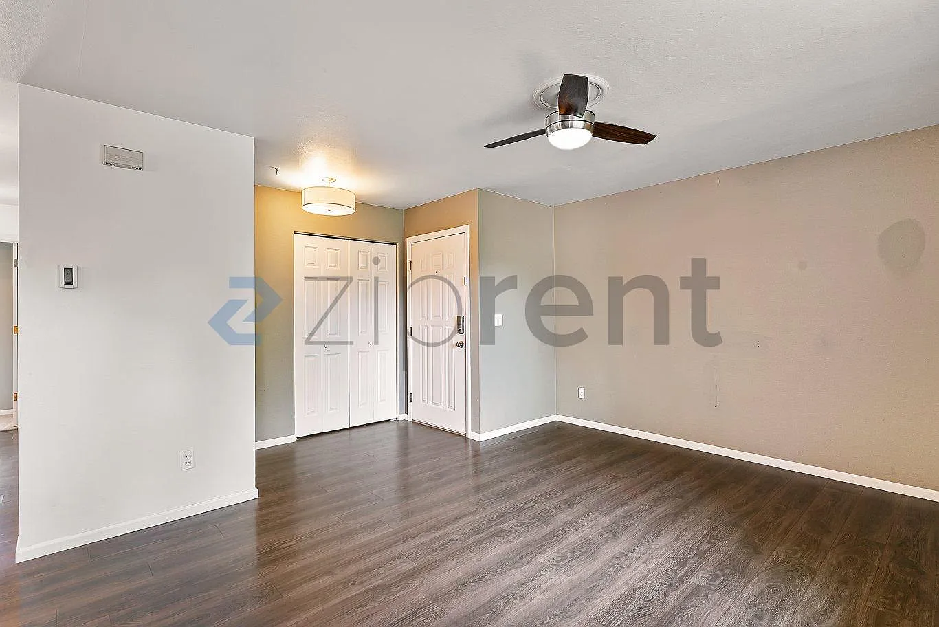 2 bed, 930 sqft, $1,800 — Photo 4