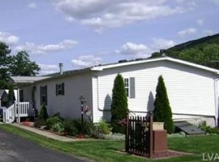 21 Blue Mountain Vlg, Saylorsburg, PA 18353