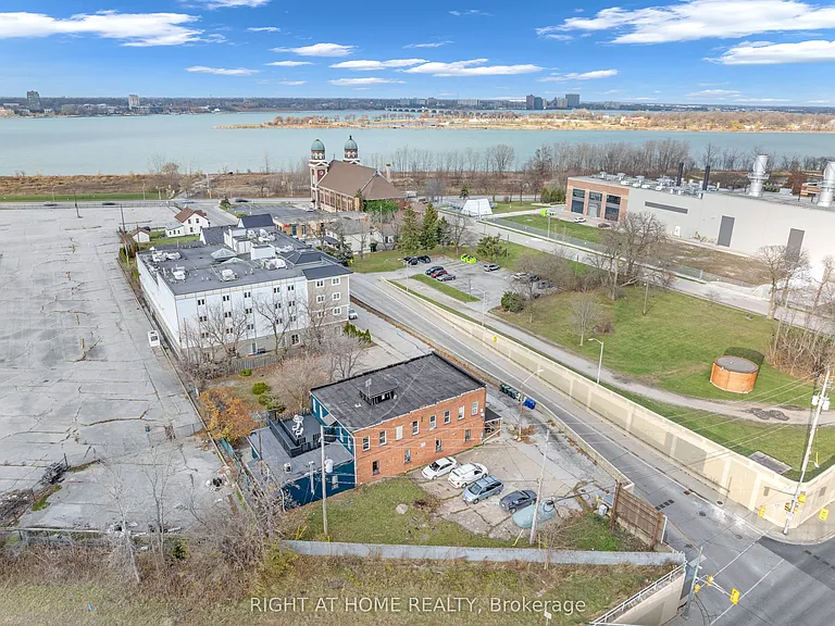 279 Drouillard Rd #4 — Photo 7