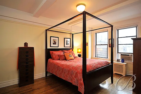 Sold by Bellmarc Realty | media 20