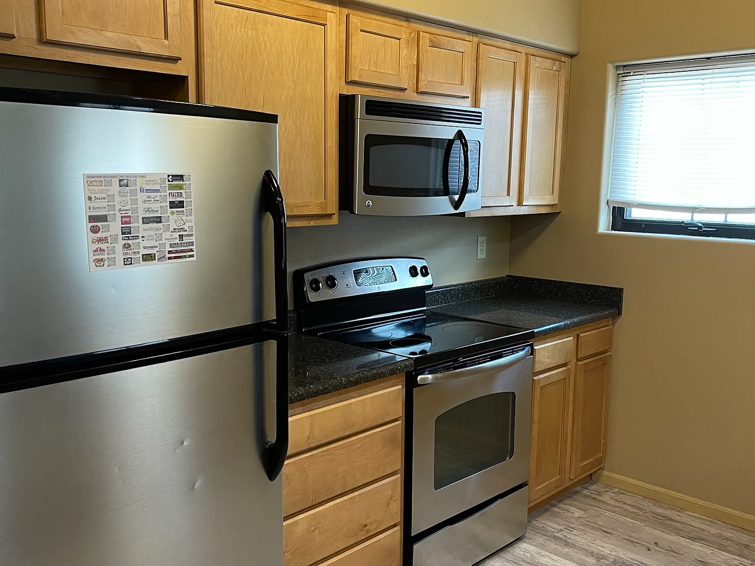 3 bed, $2,199 — Photo 2