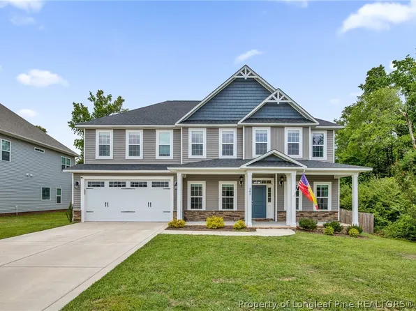 245 Walton Heath Dr, Raeford, NC 28376