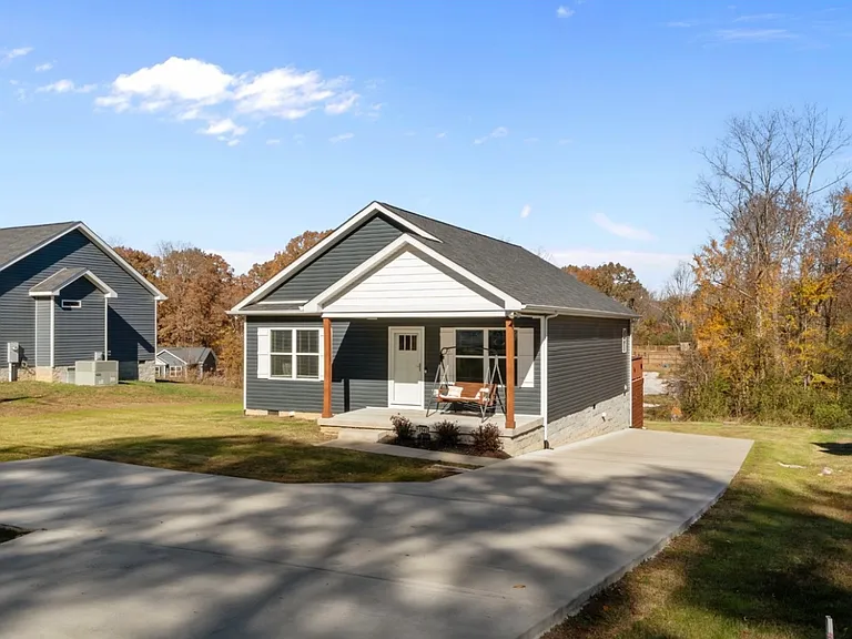 10560 Church Rd — Photo 1